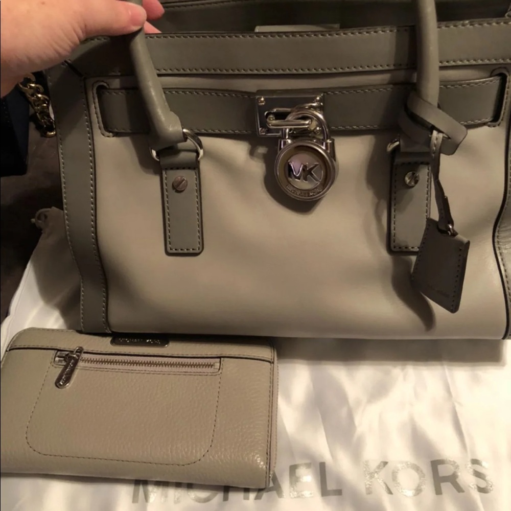 Beautiful MK set EUC